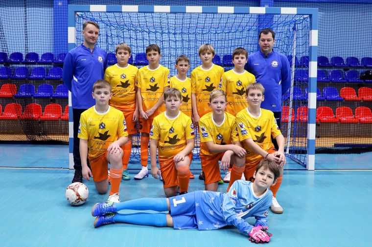 Команда ОБОУ &quot;Лицей-интернат пос. им. Маршала Жукова&quot; заняла второе место по мини-футболу в Санкт-Петербурге.